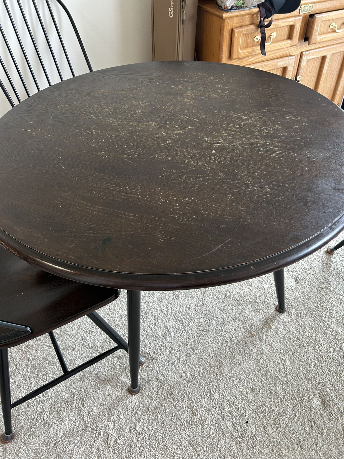 Dining Room Table w/ 4 chairs 