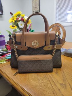 Michael Kors Authentic Handbag with Wallet