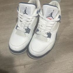 JORDAN 4 