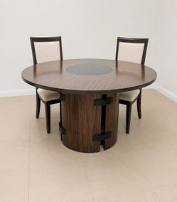 Round dining table with 4 chairs