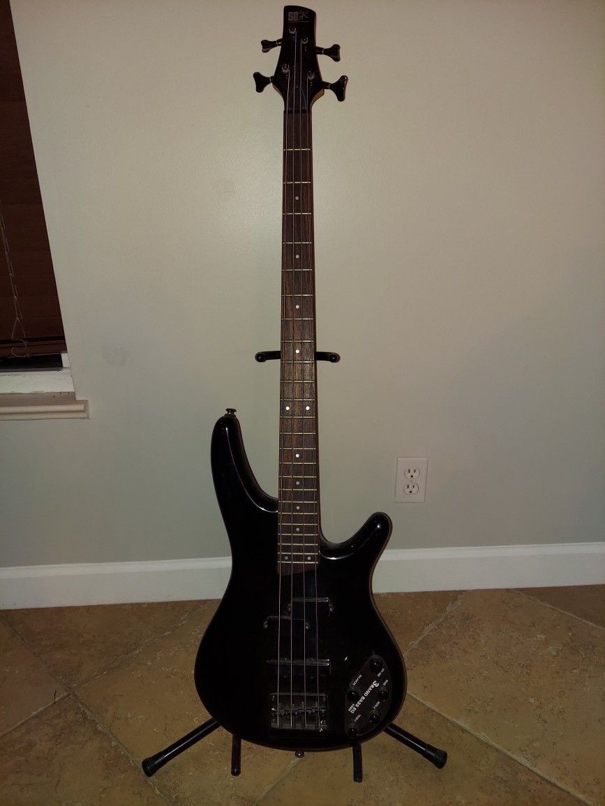 Ibanez SDGR400 4 String Bass Guitar
