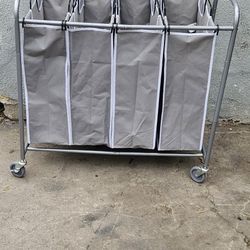 Laundry Cart / Clasificador De Ropa