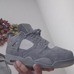 Jordan Retro 4