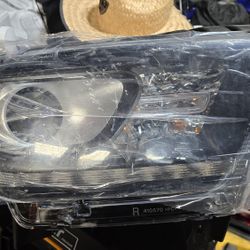 2016-2020 Dodge Durango Passanger Headlight