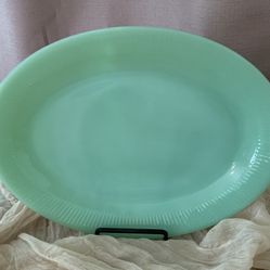 Vintage 1940’s Jadeite Green Fire King 12”x 9”Oval Platter