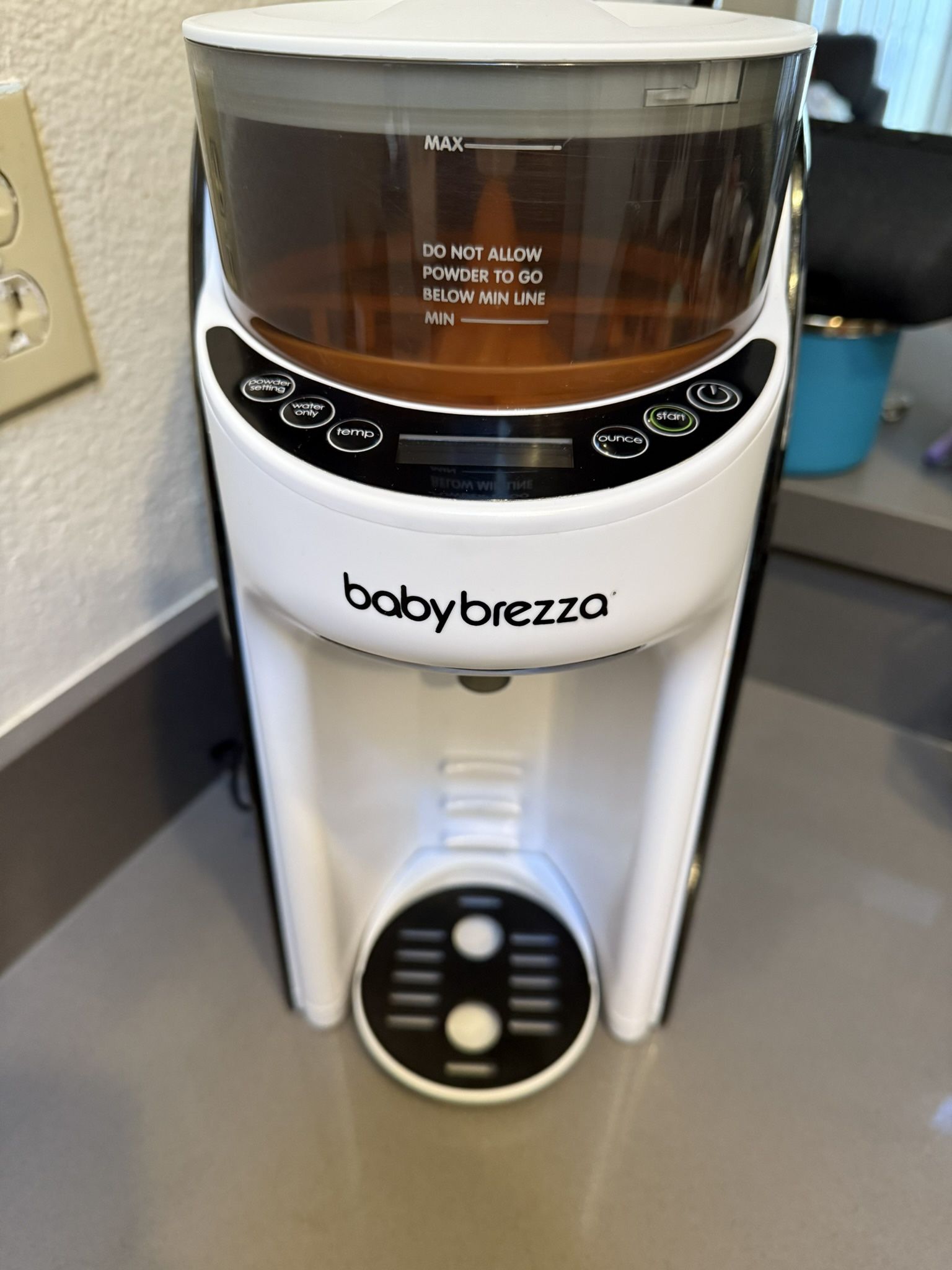 Baby Brezza Formula Dispenser