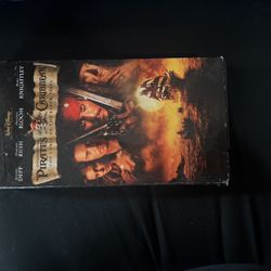 Disney Pirates of the Caribbean the curse of the black pearl vhs
