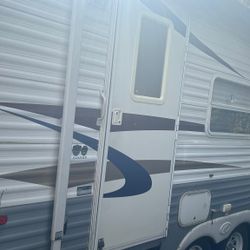 Travel Trailer For Sale