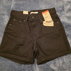 Levis Mid Length Black Shorts Size 26
