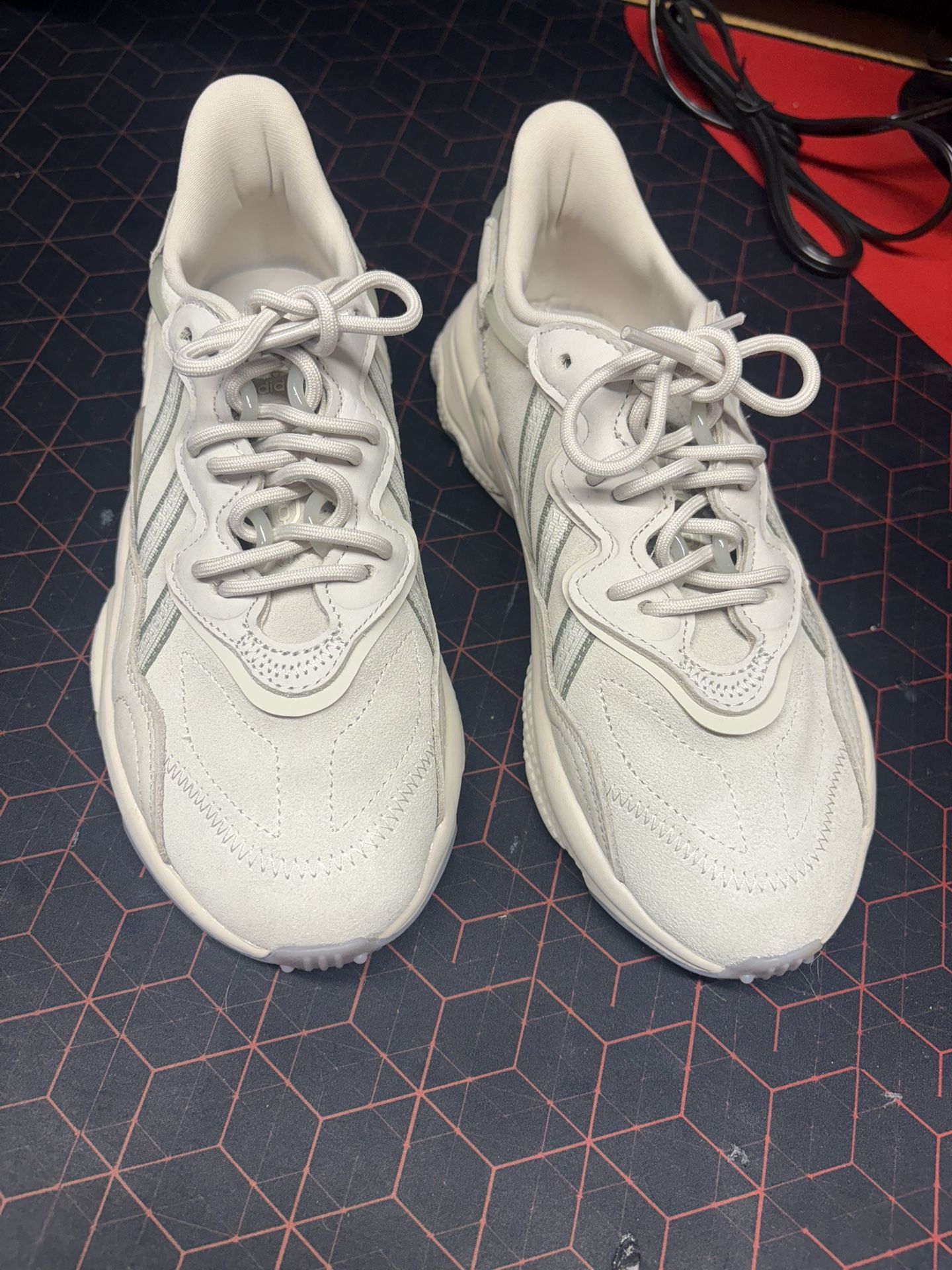 Size 6 Adidas Ozweego trainers NEW