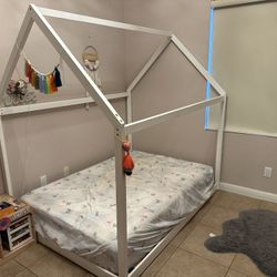 Full Size Solid Wood Bed