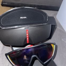 Prada Sunglasses ! 