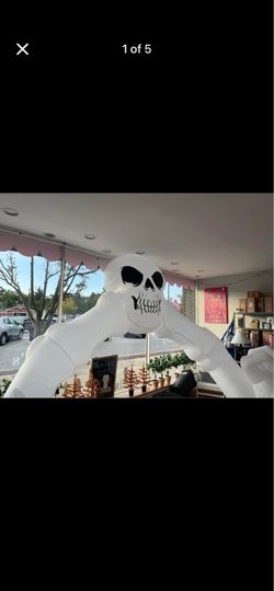 Skeleton Archway