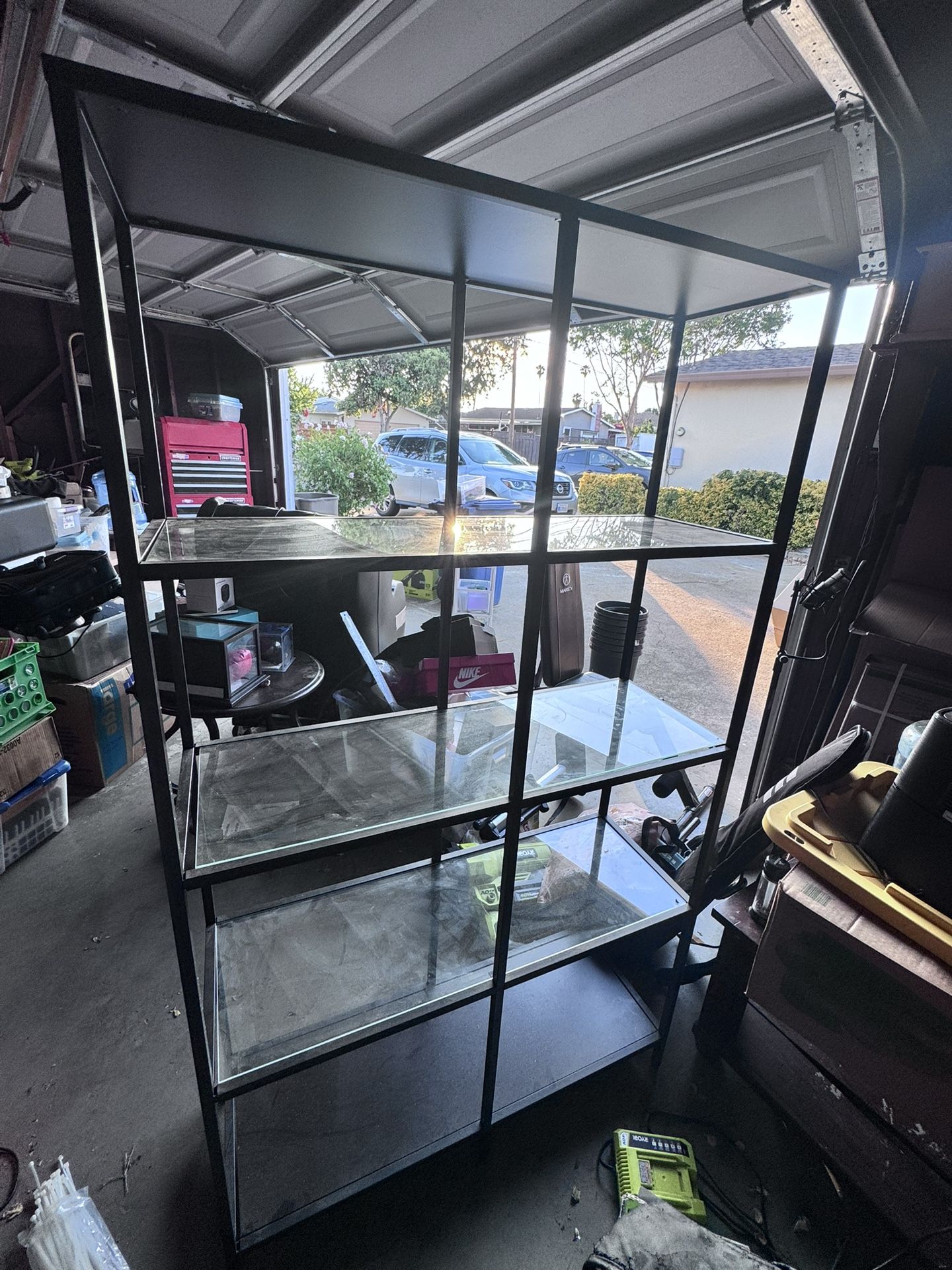 GLASS SHELVES