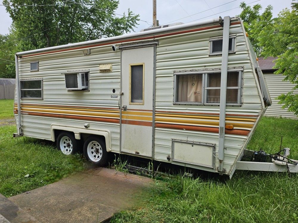 Coachman Camper Need Gone Asap