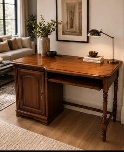Small desk, wood Real