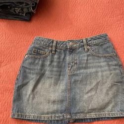 mini skirt