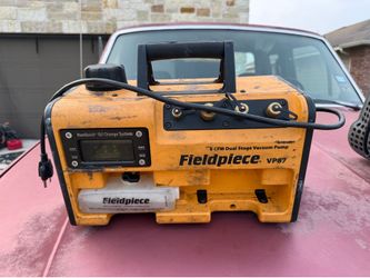 FieldPiece vacuum pump 8 CFM