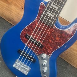 Kazuki 5 String Bass