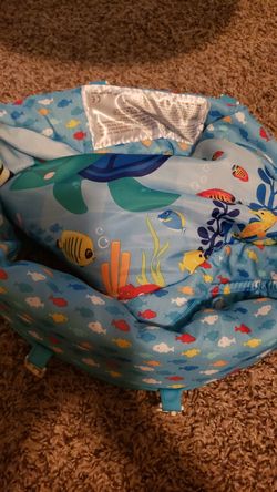 Baby einstein walker and portable attached toy