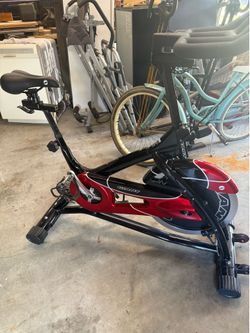 Giant Indoor Spin Bike / Stationary Exercise Bike - Great Condition