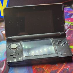 Nintendo 3DS Console 
