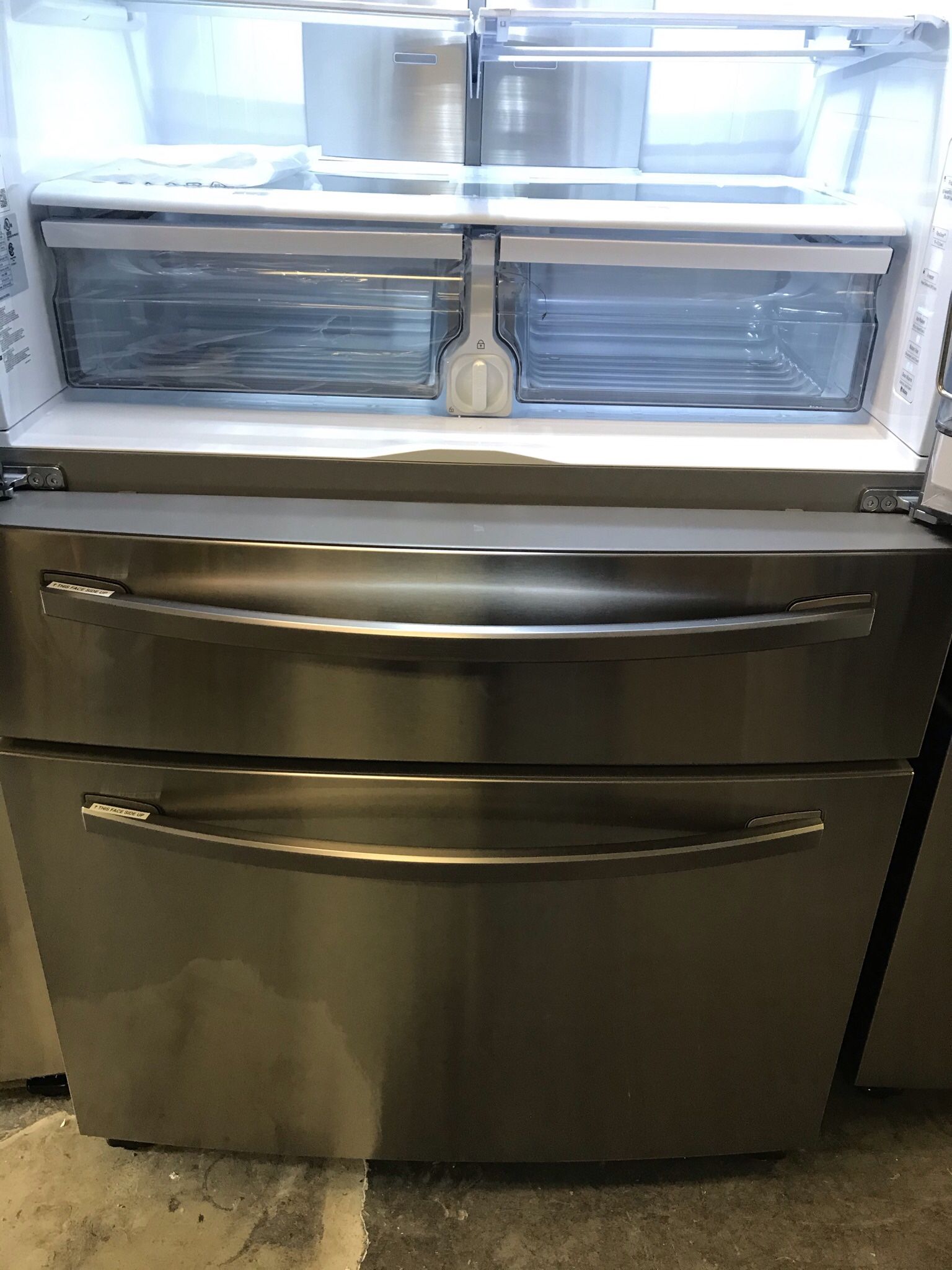SAMSUNG FRENCH DOOR STAINLESS STEEL COUNTER DEEPTH REFRIGERATOR BRAND NEW OPEN BOX