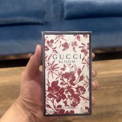 Gucci Bloom Perfume 