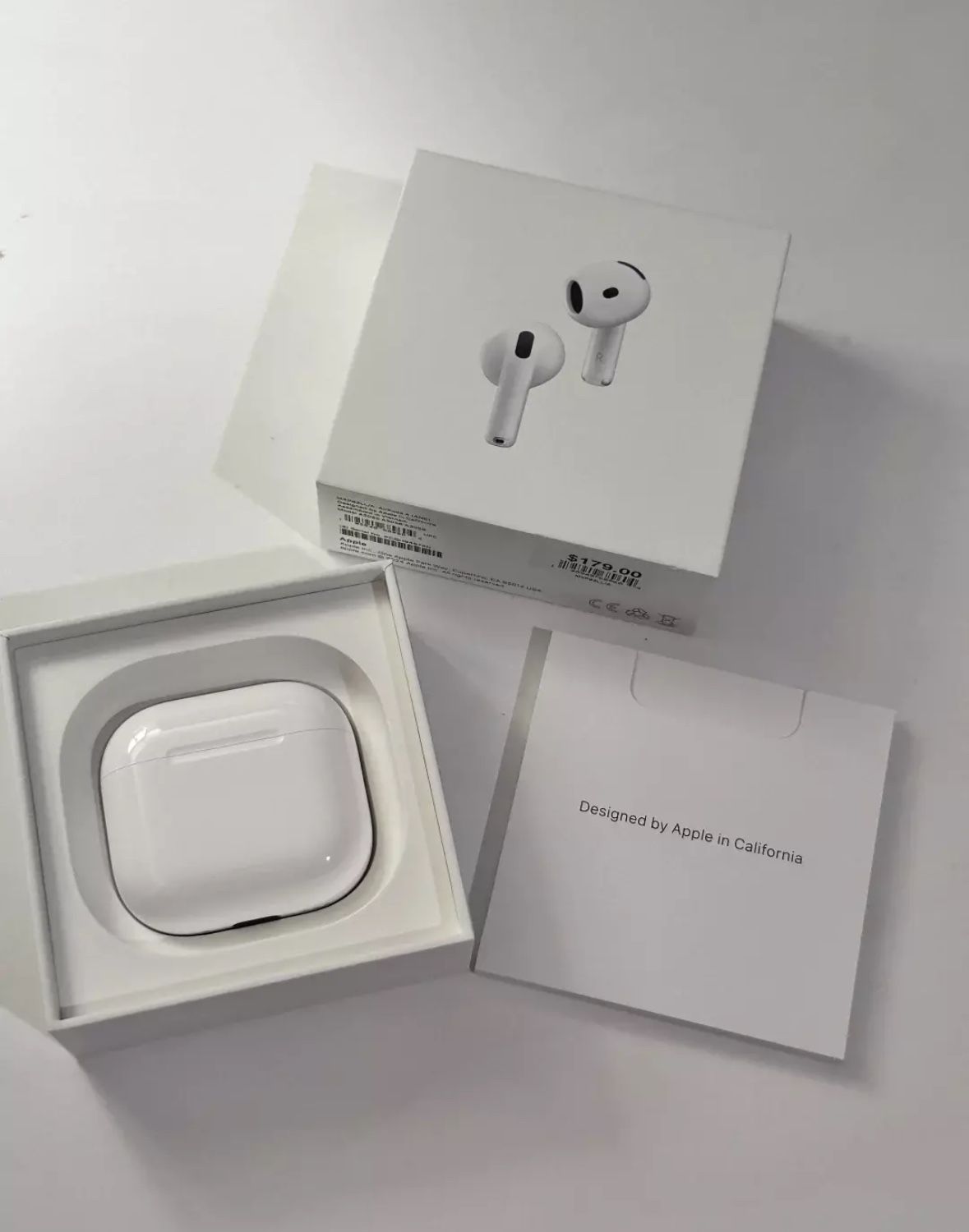 AirPod 4 (NEW)