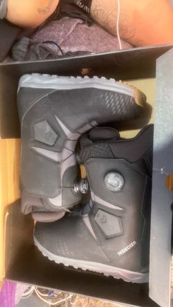 Snow boarding shoes burtons size 9 highshot x step one