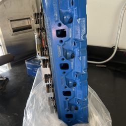 Ford 302-351W Cylinder Head. 1 ONLY