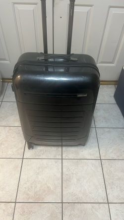 28 Inches Check In Pierre Cardin Luggage 