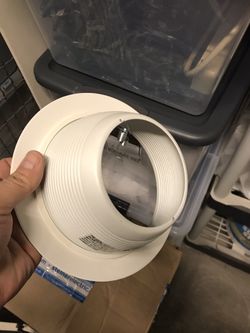 Like New Can Light Bezels