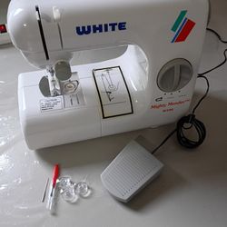 White Mighty Mender W100 Portable Sewing Machine