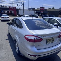 2017 Ford Fiesta