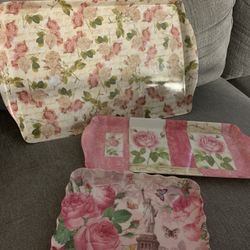 3 Decorative Roses Trays