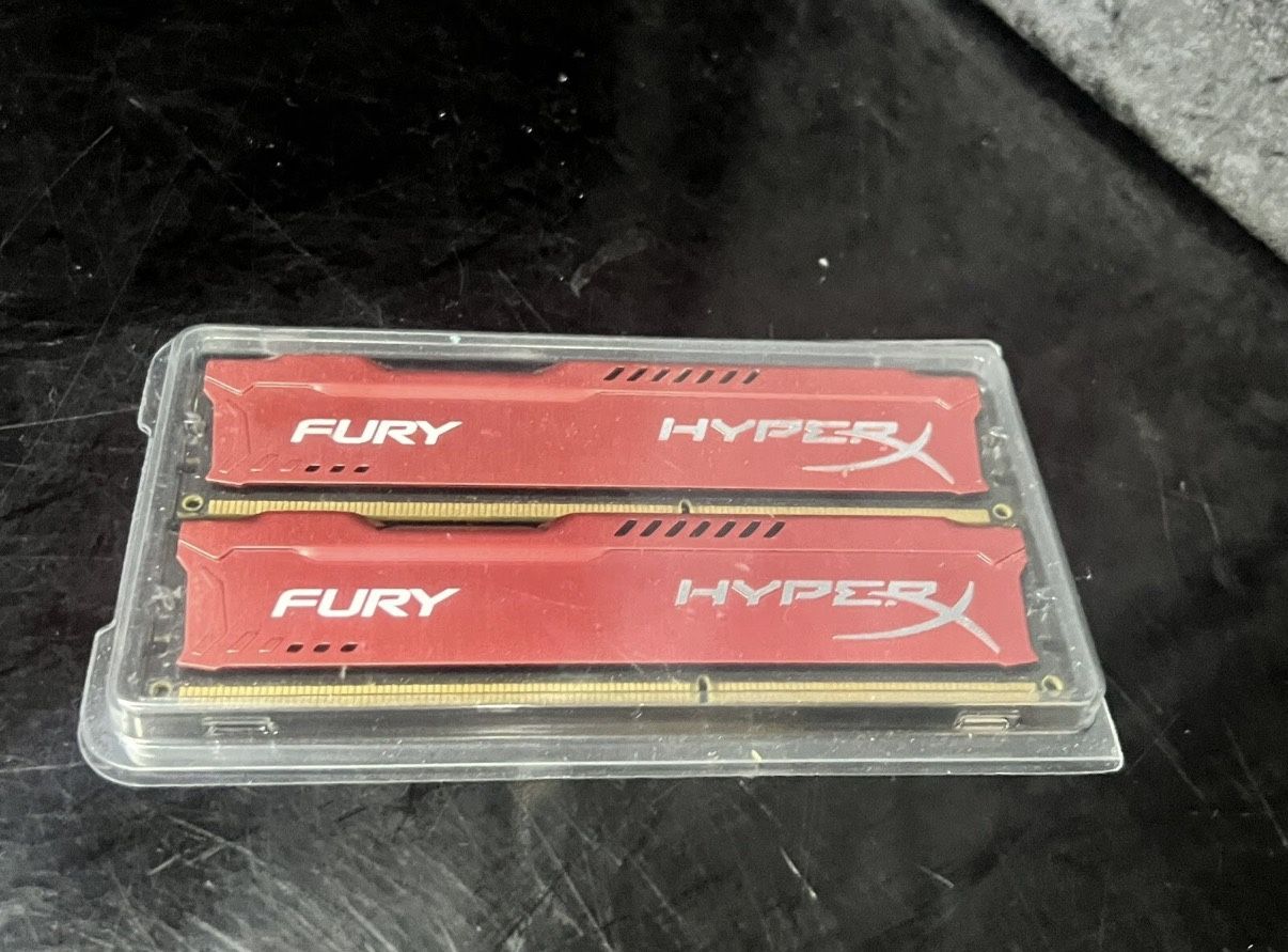 KINGSTON FURY HYPER X 8GB (2X4GB) DDR3 1866MHz PC3-14900 1.5V HX318C10FRK2/8
