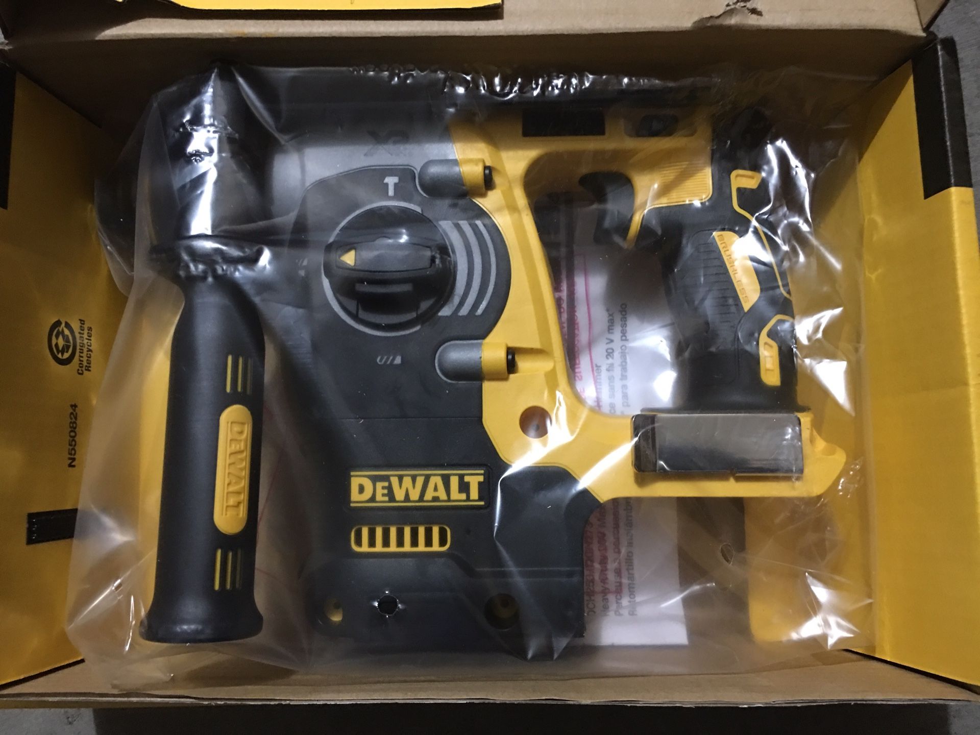 DEWALT 20-Volt MAX Lithium-Ion Cordless 1 in. SDS-Plus Brushless L-Shape Rotary Hammer (Tool-Only)