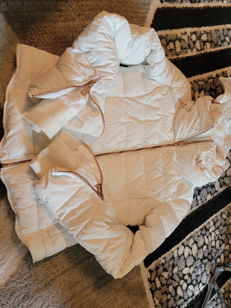 Zara Puffer White Jacket