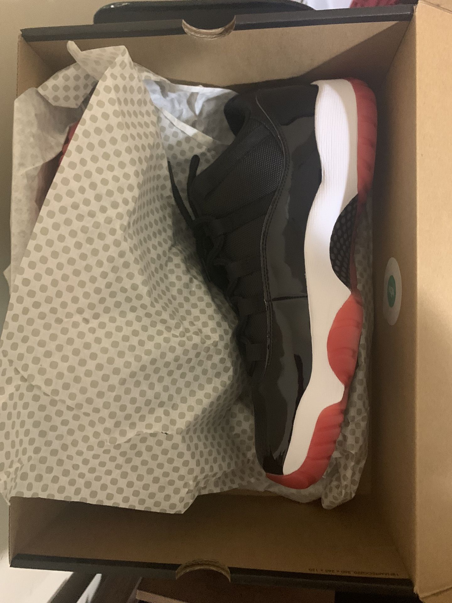 Air Jordan 11 Bred Low