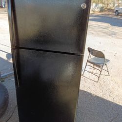 GE Fridge 