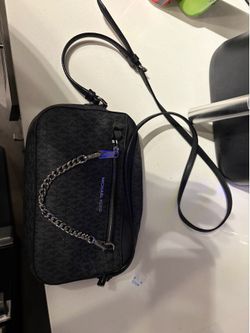 Michael kors cross body bag