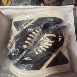 Rick Owen’s Geobasket