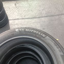 4 Michelin Primacy A/S 235/55R19 Radial Tubeless Tire