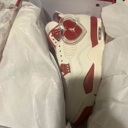 Jordan 4 valentine sz9