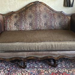 Paul Roberts Sofa 7½'x3'