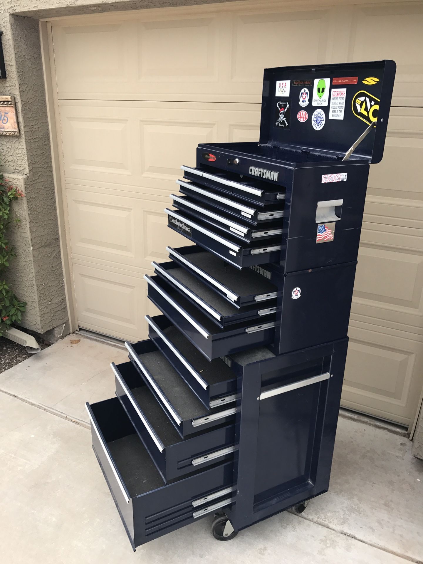 Craftsman rolling tool box for Sale in Gilbert, AZ OfferUp