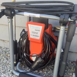 Husqvarna 2000 PSI Electric Pressure Washer w/ Detergent Tank