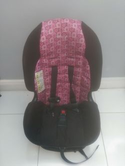 CAR SEAT.