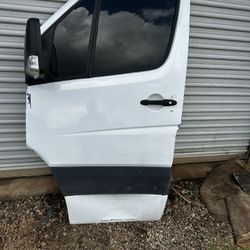 Dodge Sprinter door L